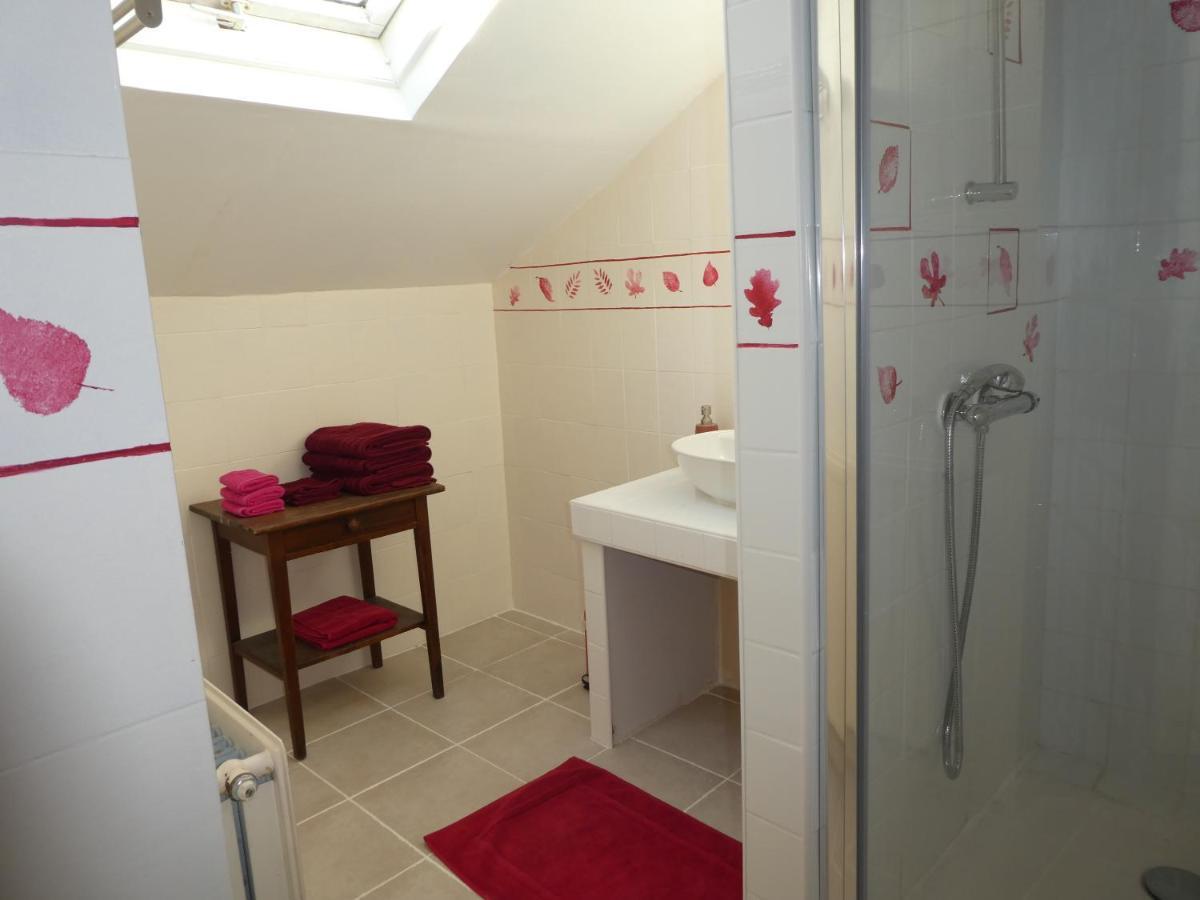Les Chambres Du Ladoux Sencenac-Puy-de-Fourches Bagian luar foto