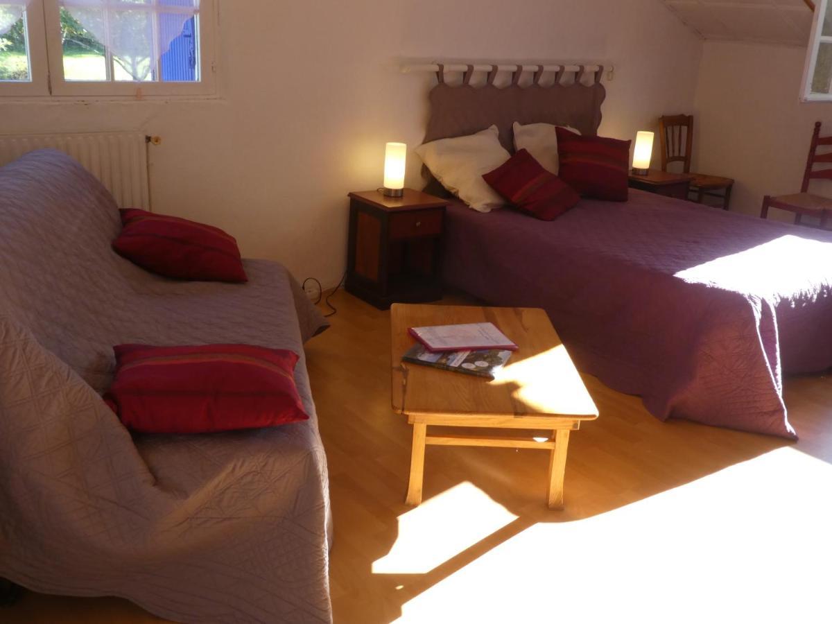 Les Chambres Du Ladoux Sencenac-Puy-de-Fourches Bagian luar foto